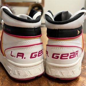 Vintage L.A. Gear sneakers